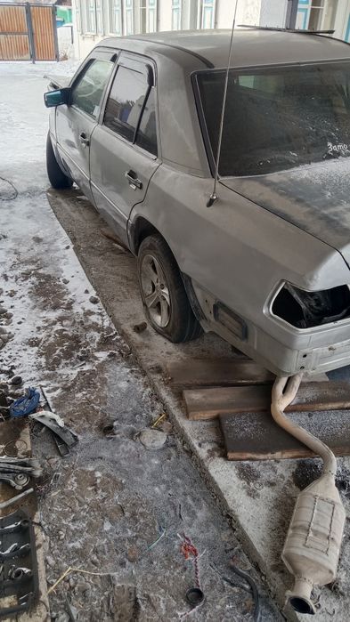 Мерседес w 124 ЗЧ