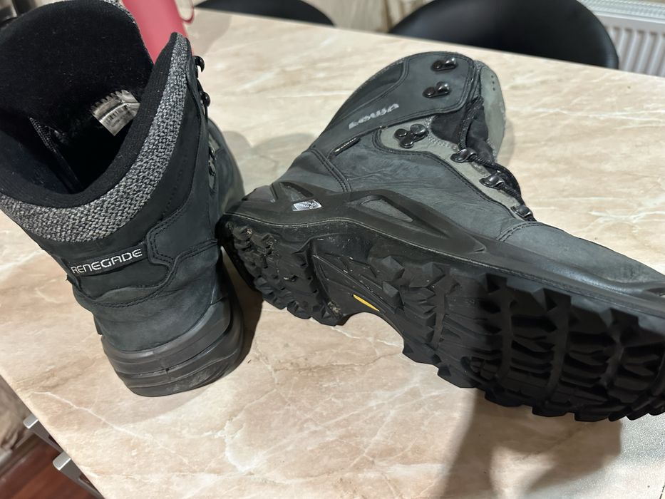 Lowa 43 1/2 Лова зимни ибувки