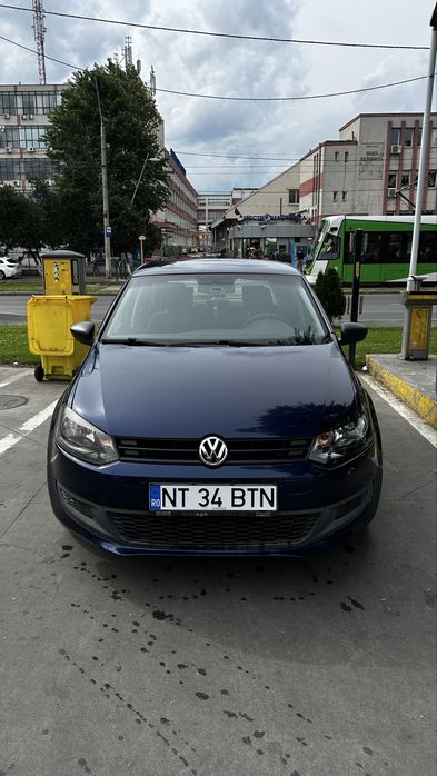 VOLKSWAGEN Polo 2010 — imagine 1