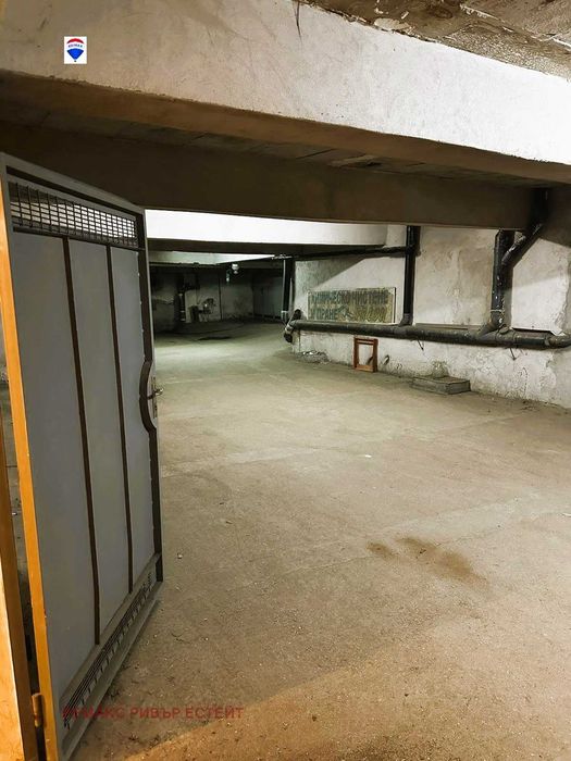 Дава се под наем Гараж / Паркомясто в Русе, Хъшове - 20 кв.м за 51 € - Снимка #5