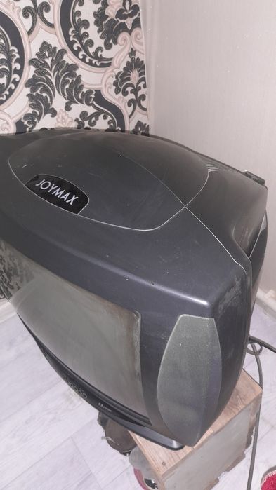 Продам телевизор