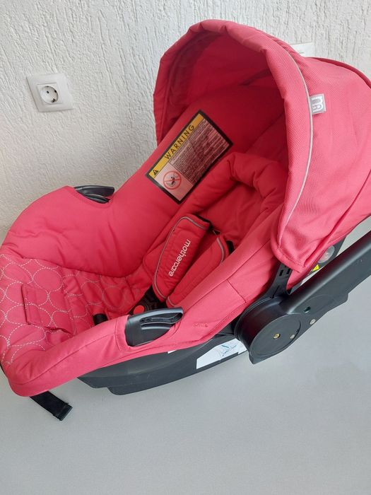 Бебешко столче за колаe/ Кошница за кола Mothercare — като ново,