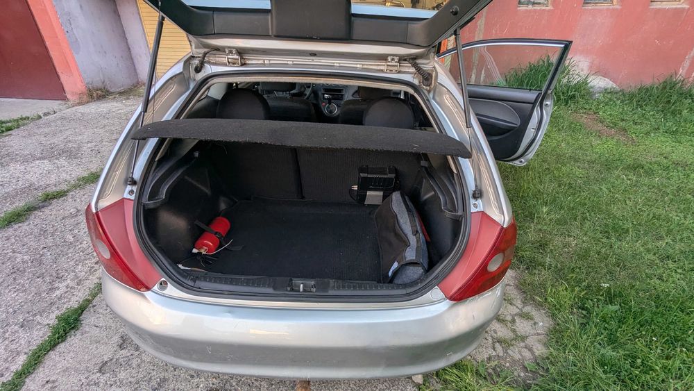 Honda Civic 2001 хечбек 3 врати 1.6 бензин