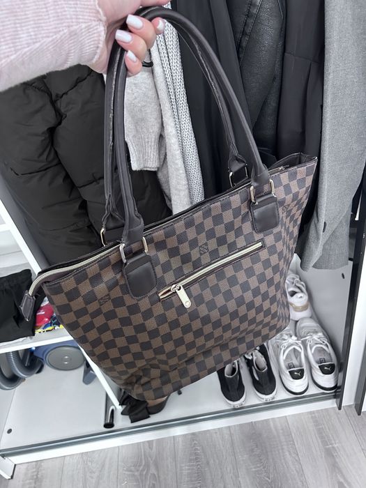 Geanta Louis Vuitton