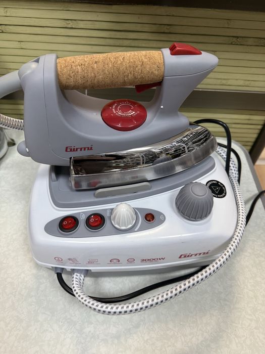 Станция за гладене Girmi ST03 2000W