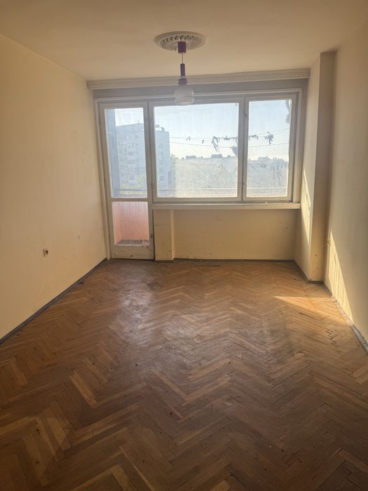 Продава се Двустаен апартамент в Варна, Базар Левски - 61 кв.м за 2869 €/кв.м - Снимка #5