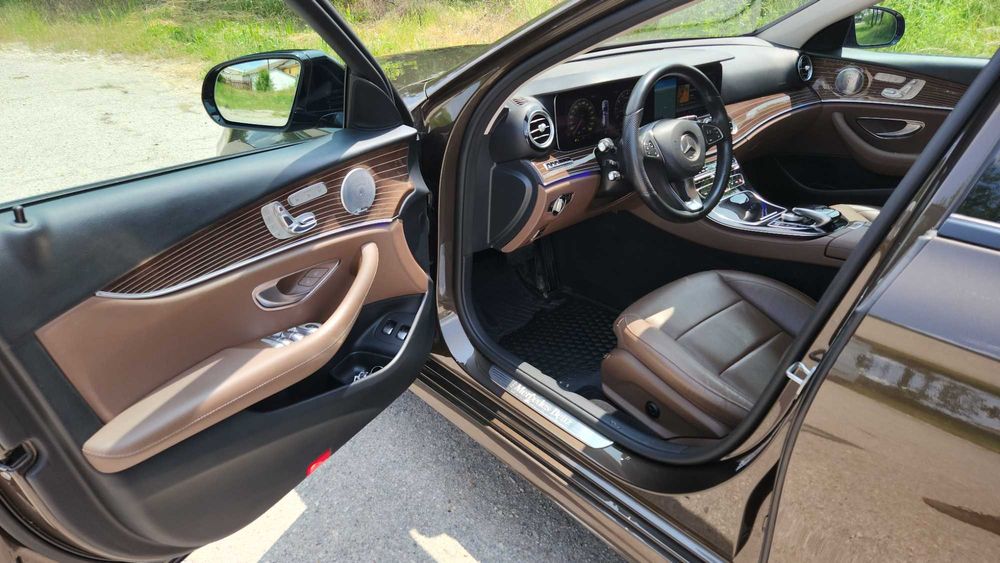 Mercedes E400 4Matic 3.5 бензин, всички екстри