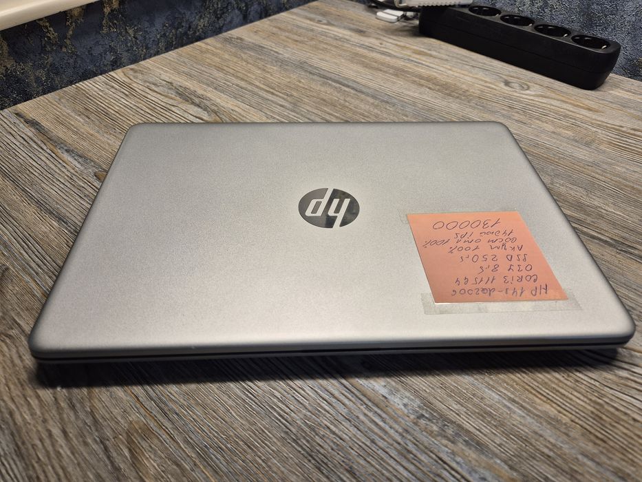 Ноутбук HP Corei3 компактный 14дюйм