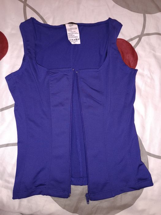 Дамско  бюстие с цип