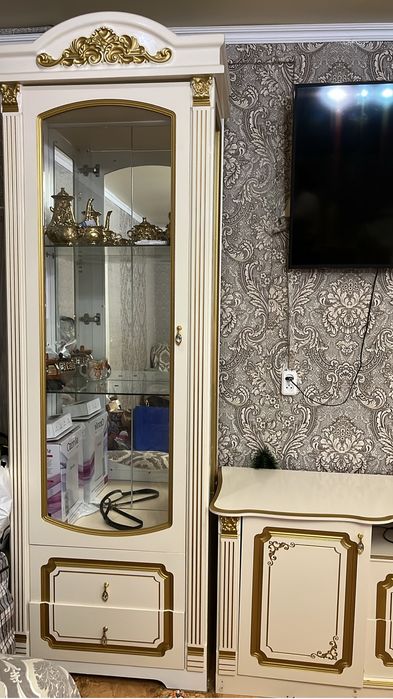 Продается комплект для гостиной Elegant дива , торг есть