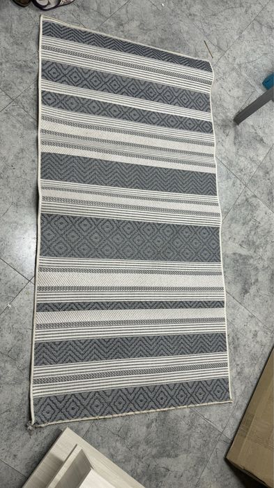 Ковер в идеальном состоянии 120х180 Срочно!