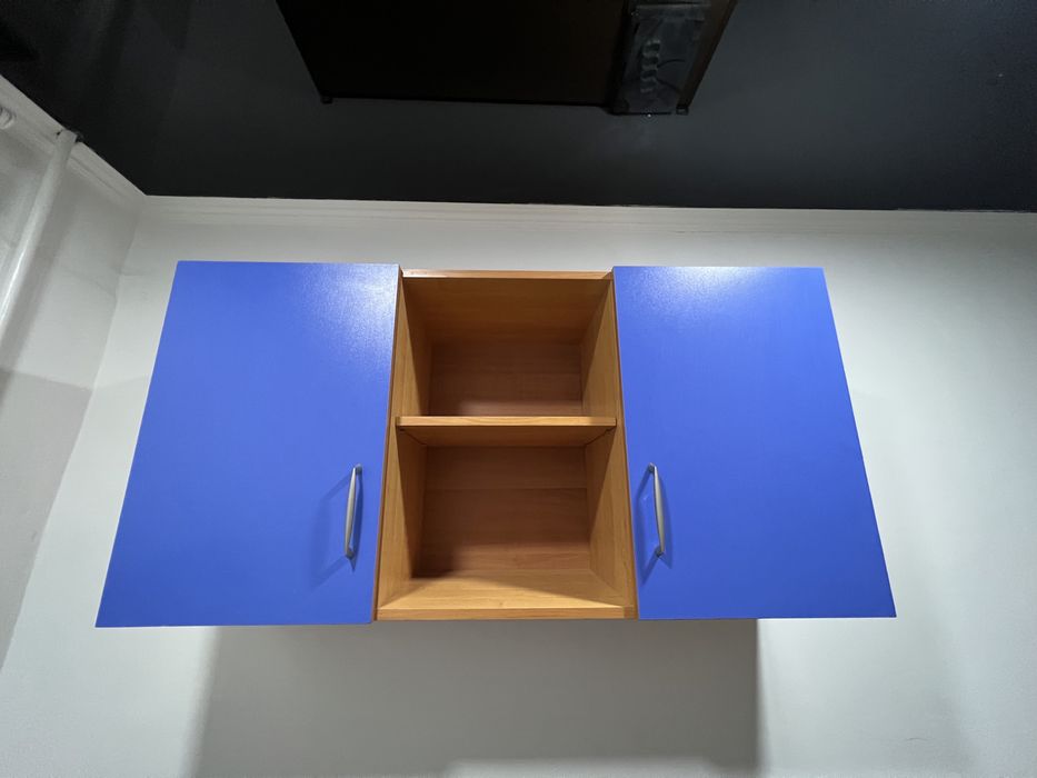 Продам навесную полку