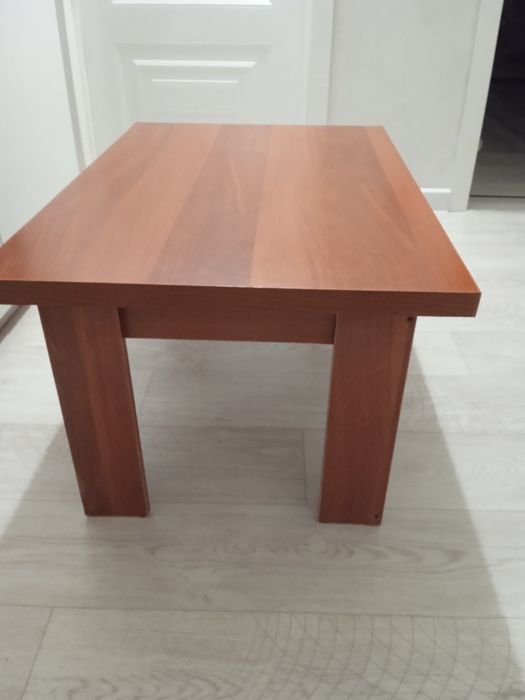 Журнальный столик