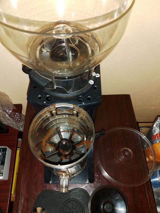 Професионална Кафе мелачка