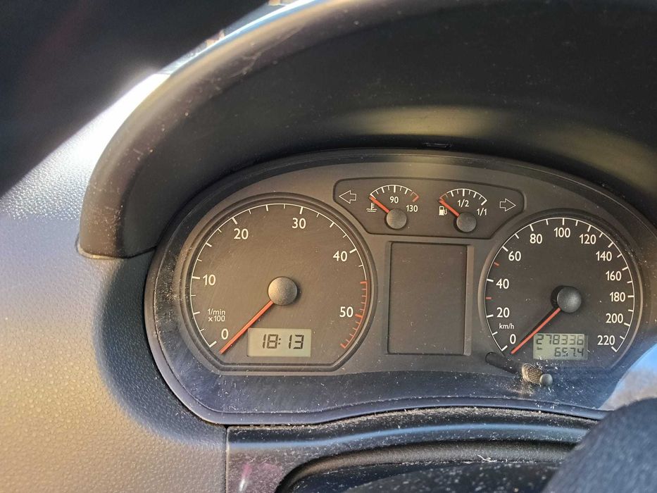 Volkswagen Polo Sedan 1.4 TDI, 2004
