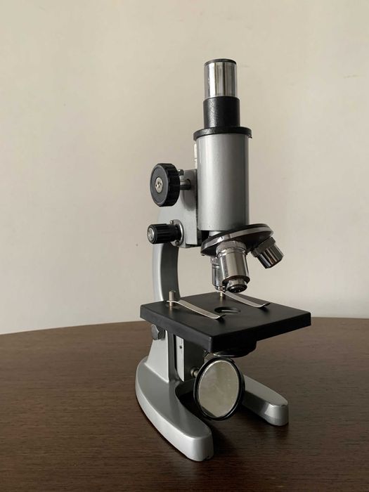 Microscop optic educațional – NOU, metalic