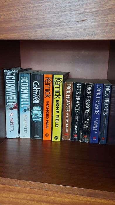 Книги на английски език