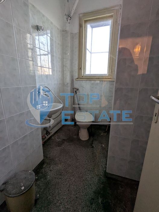 Продава се Тристаен апартамент в Горна Оряховица - 105 кв.м за 572 €/кв.м - Снимка #8