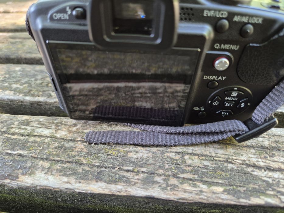 Panasonic Lumix FZ28 - super zoom камера с Leica обектив.