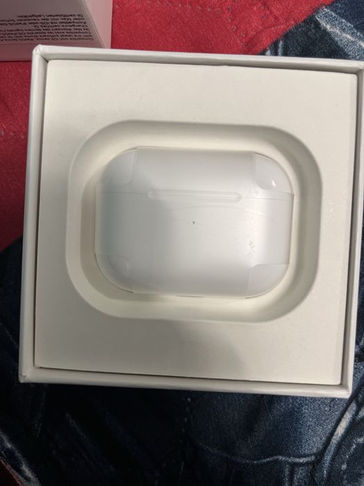 AirPods Pro слушалки