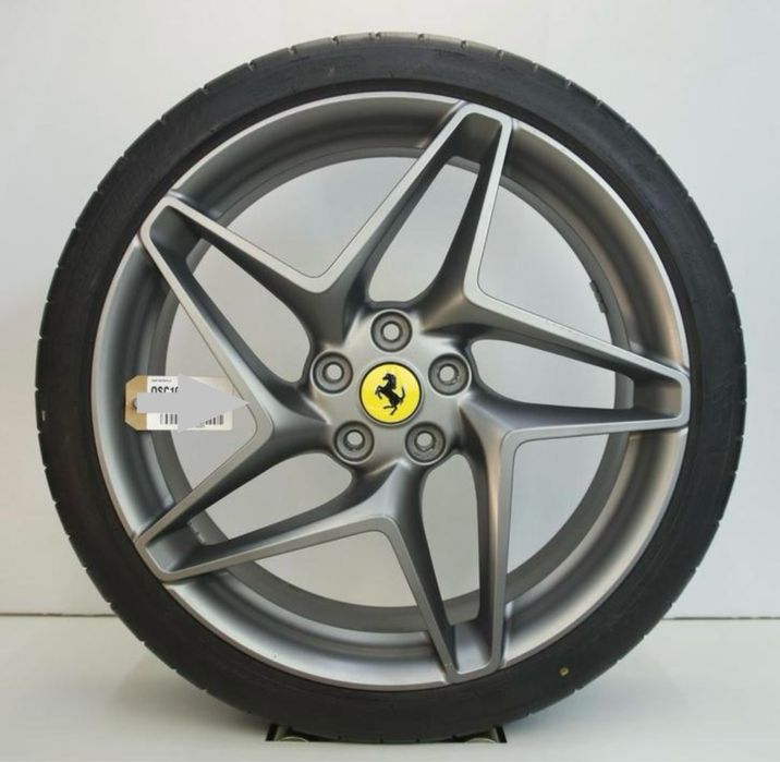 Ferrari Purosangue джанти 20 цола