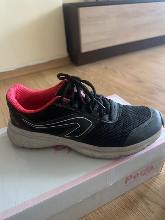 Дамски маратонки Nike - 36.5+ чифт подарък