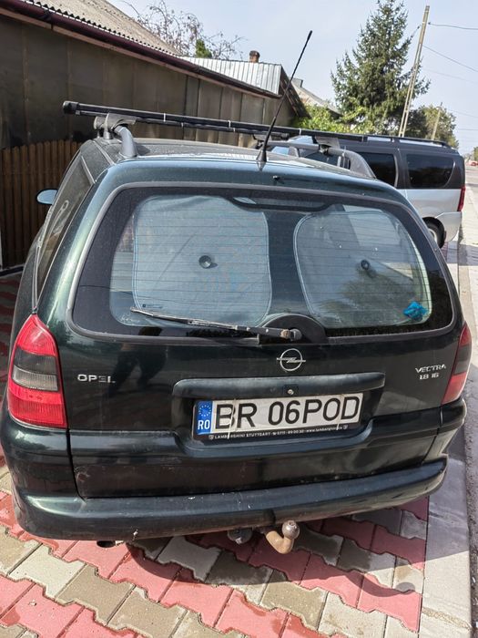 Vând Opel Vectra an 2000
