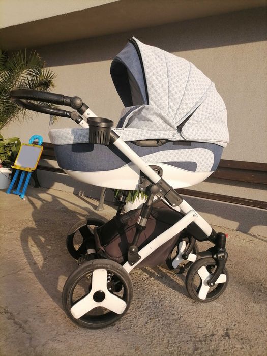 Бебешка Количка Vesta