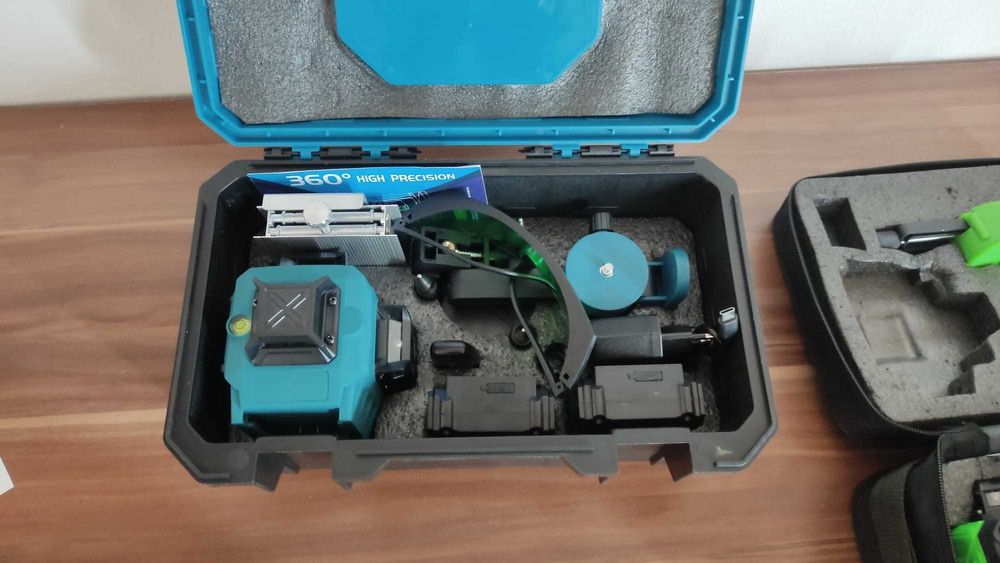 Vand Nivela Laser 4D-P