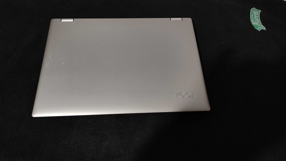 Laptop Lenovo Yoga 520-14ikb