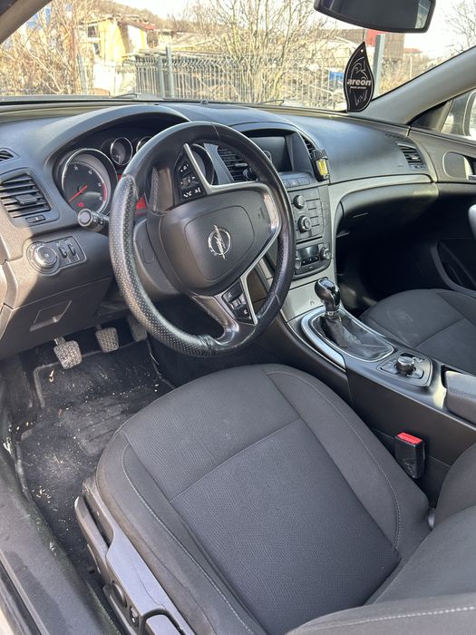 Opel insignia  2009 2.0 CDTI