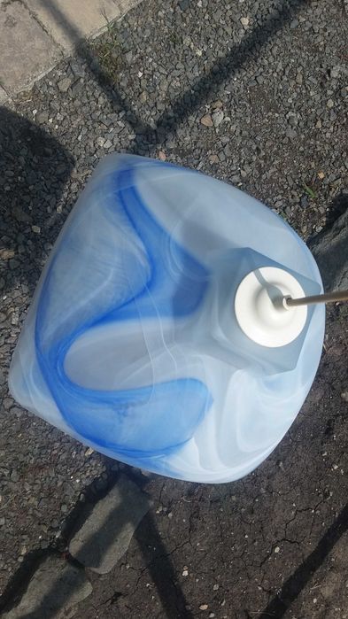 1. Lustra pendul, sticla Murano. 2. Plafoniera rotunda, sticlă Murano