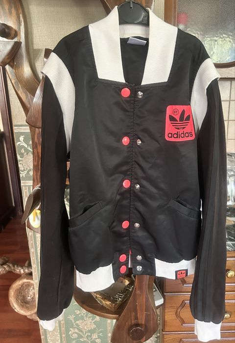 Тънко яке Adidas