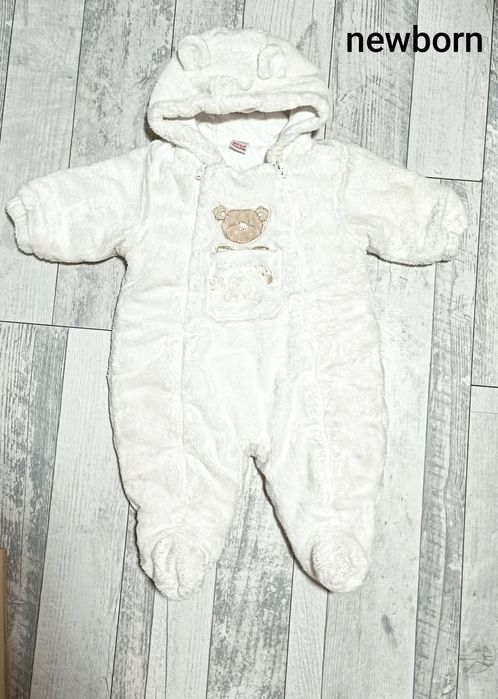 Бебешки дрешки за момиче