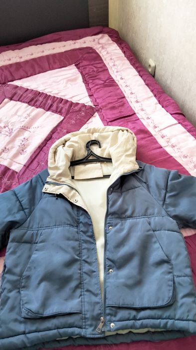Продам куртки подрастковые