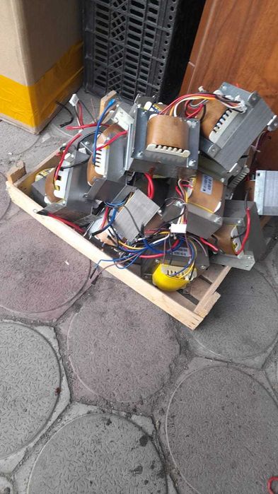 Продам трансформаторы от UPS