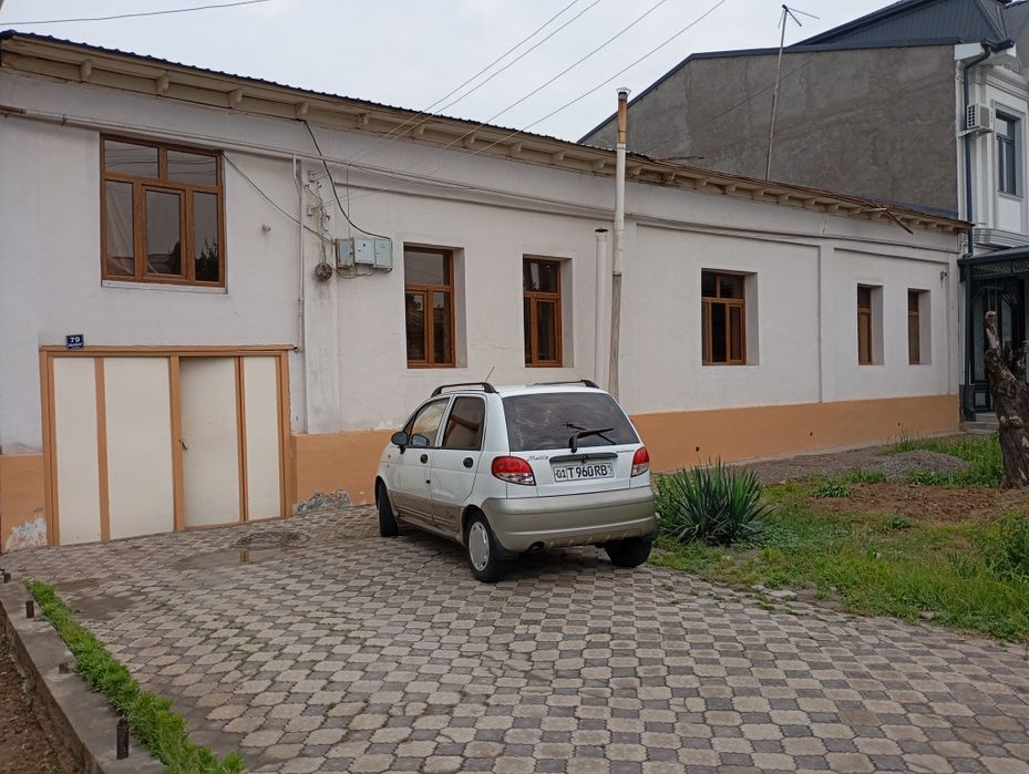 Taqachi tranvay krugda 6 sotix uy