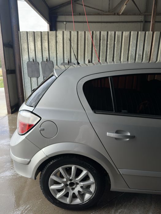 Opel Astra H 2005