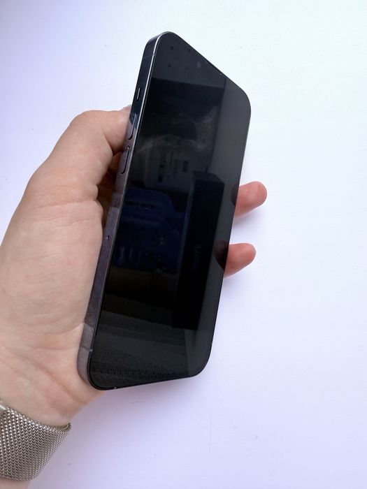 Продам айфон 13 pro на 128 гб