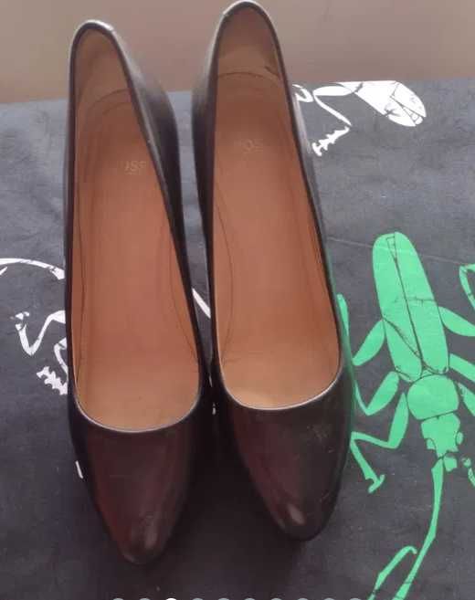 Страхотни обувки естесвена кожа -BOSS i Margit Brandt Copenhagen