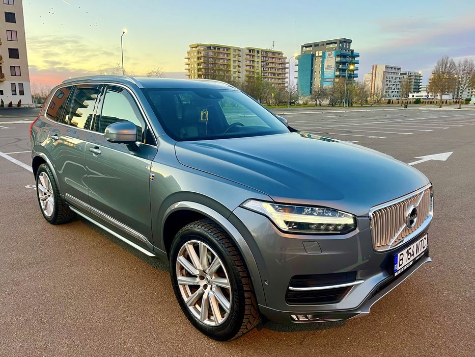 Vand Volvo XC 90 , an 2018 , motor T6 , 2.0 benzina , 320 cp