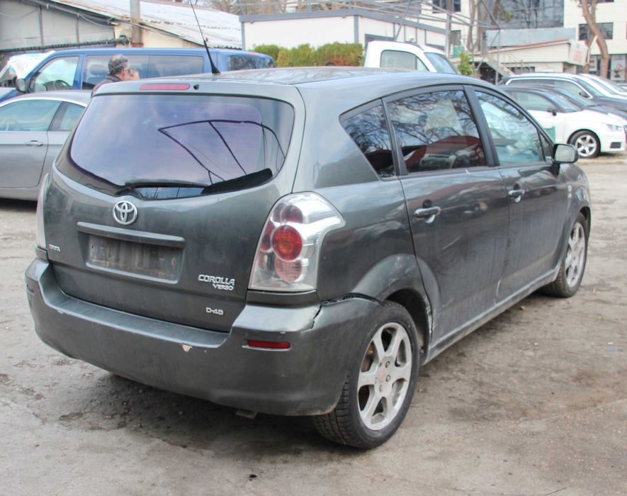 Тойота Корола Версо  2.0D-4D 177 кс само на части Toyota Collora Verso