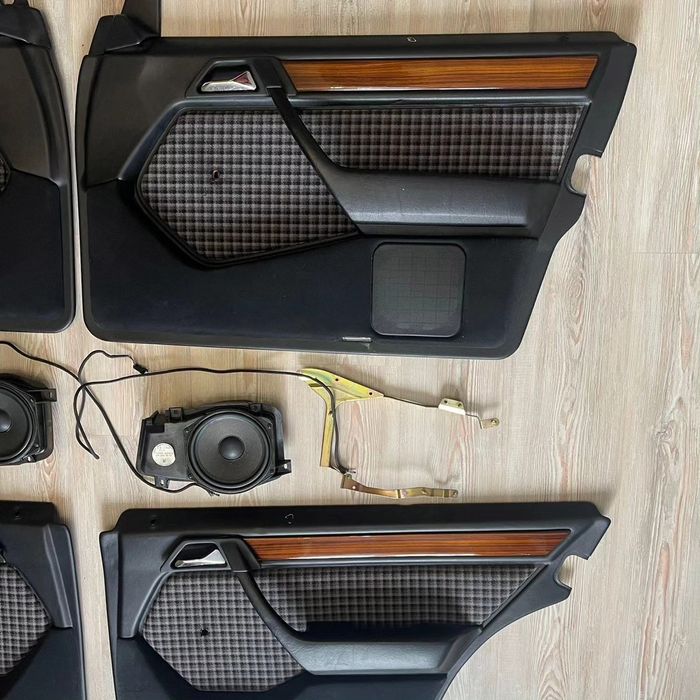 Обшивки мерседес 124