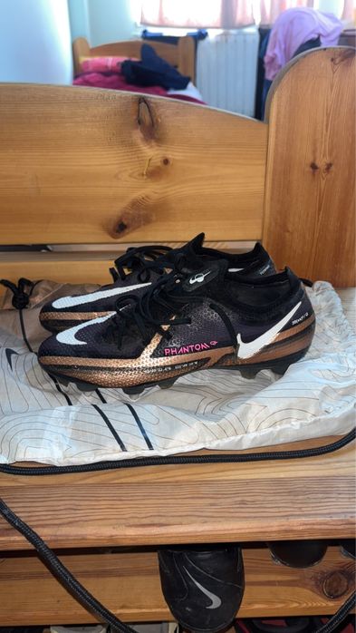 Ghete de fotbal nike phantom gt marimea 39