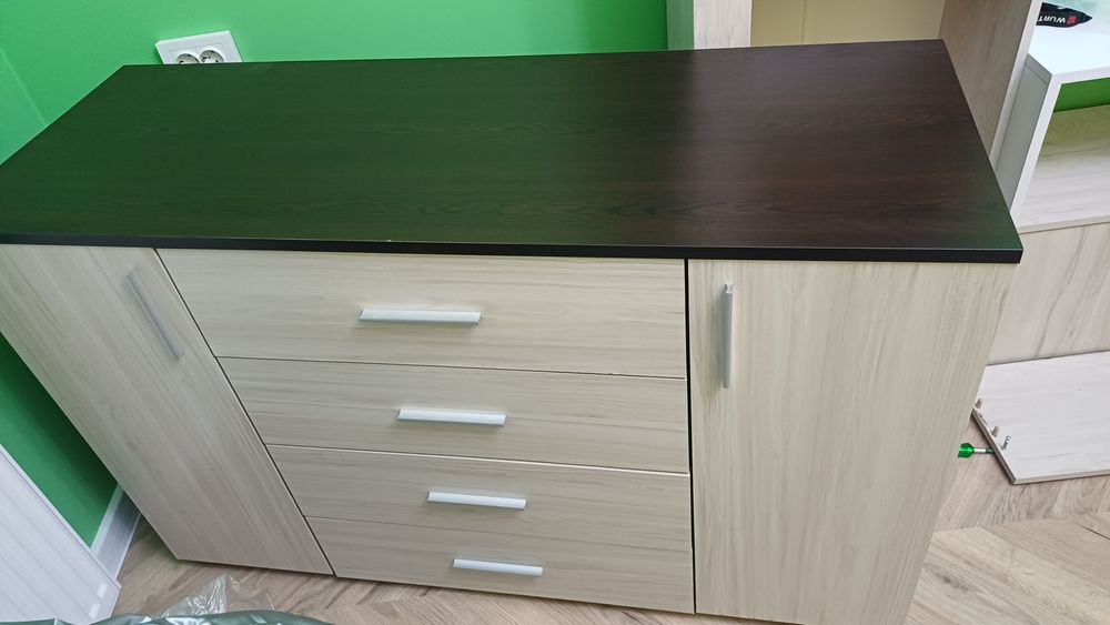 Скрин/шкаф употребяван