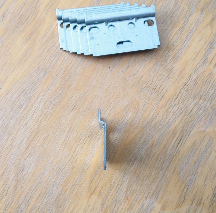 Кронштейн мебельный