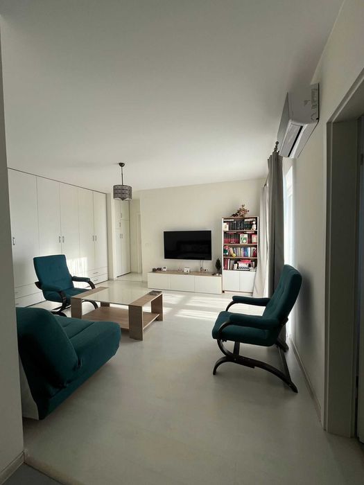 Apartament de închiriat, Zona ESO/Profi Giroc, limita cu Timișoara. Apartamentul este disponibil incepand cu data de 1 octombrie.