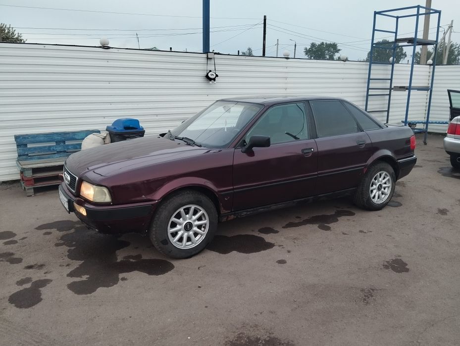 Продам Ауди 80 б4