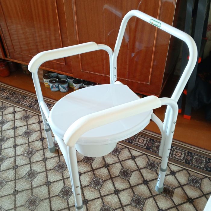 Инвалидная коляска, ходунки