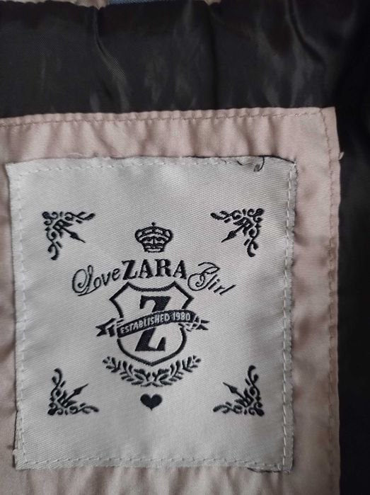 Geaca Zara unisex model deosebit, marimea 98